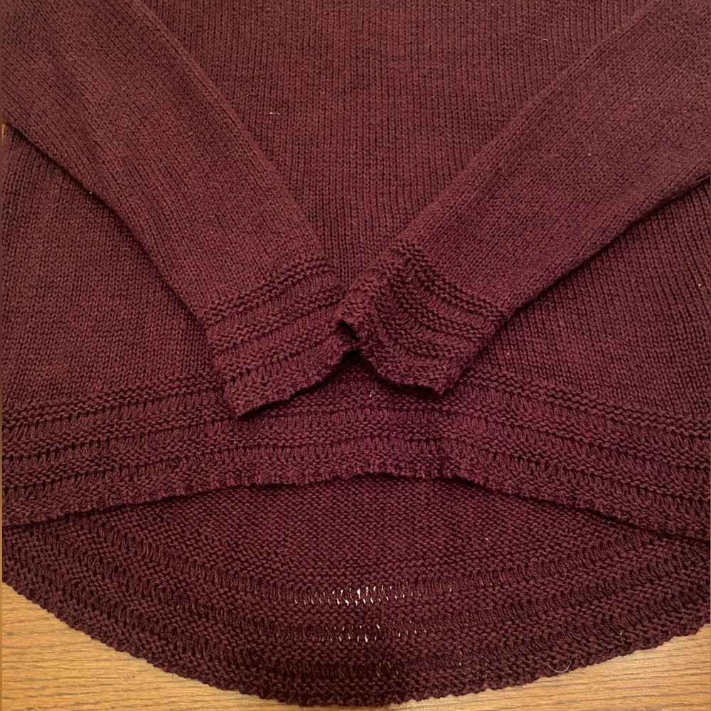 Sweater - Picture 2 of 7